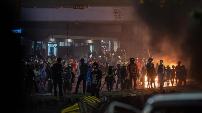 Warga Malaysia di Indonesia Diminta Hindari Lokasi Demo