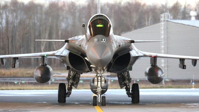 Jet Rafale B Pertama Indonesia Telah Selesai di Prancis