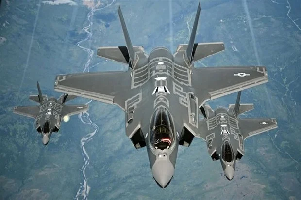AS Kerahkan Jet Tempur F-35 Hadapi Venezuela