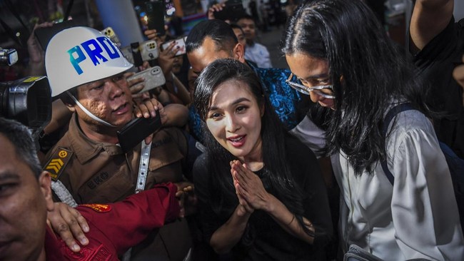 Sandra Dewi Cabut Gugatan Penyitaan Aset Mewah
